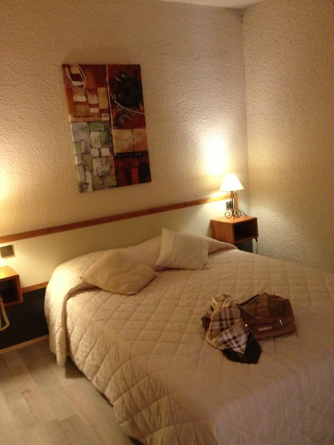 Hotel Cartusia Sarcenas 객실 사진